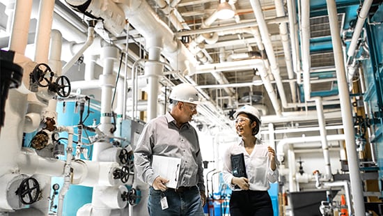 Ecolab associate meets with a plant customer
